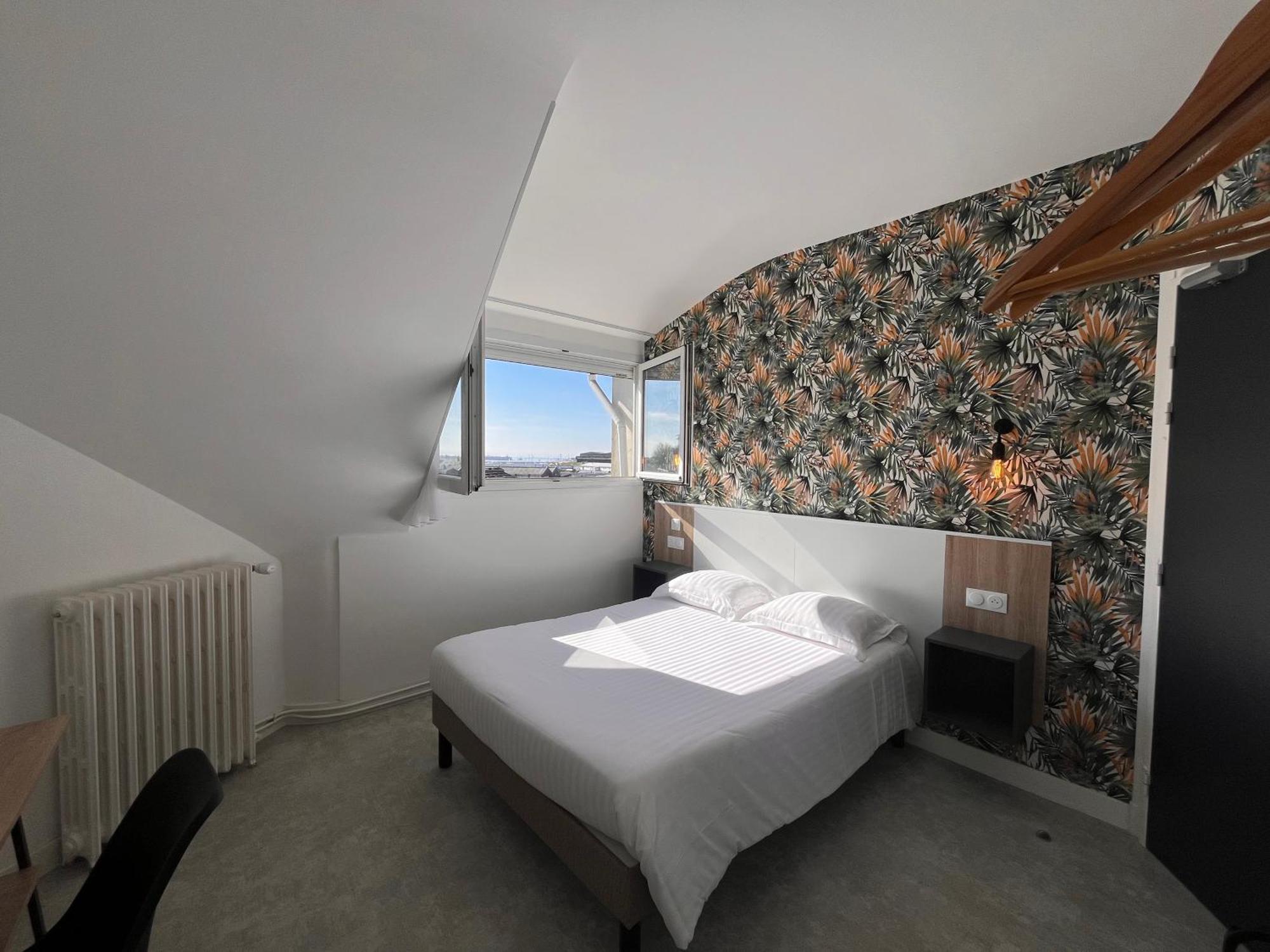 Hotel Le Keroman Lorient Exterior photo
