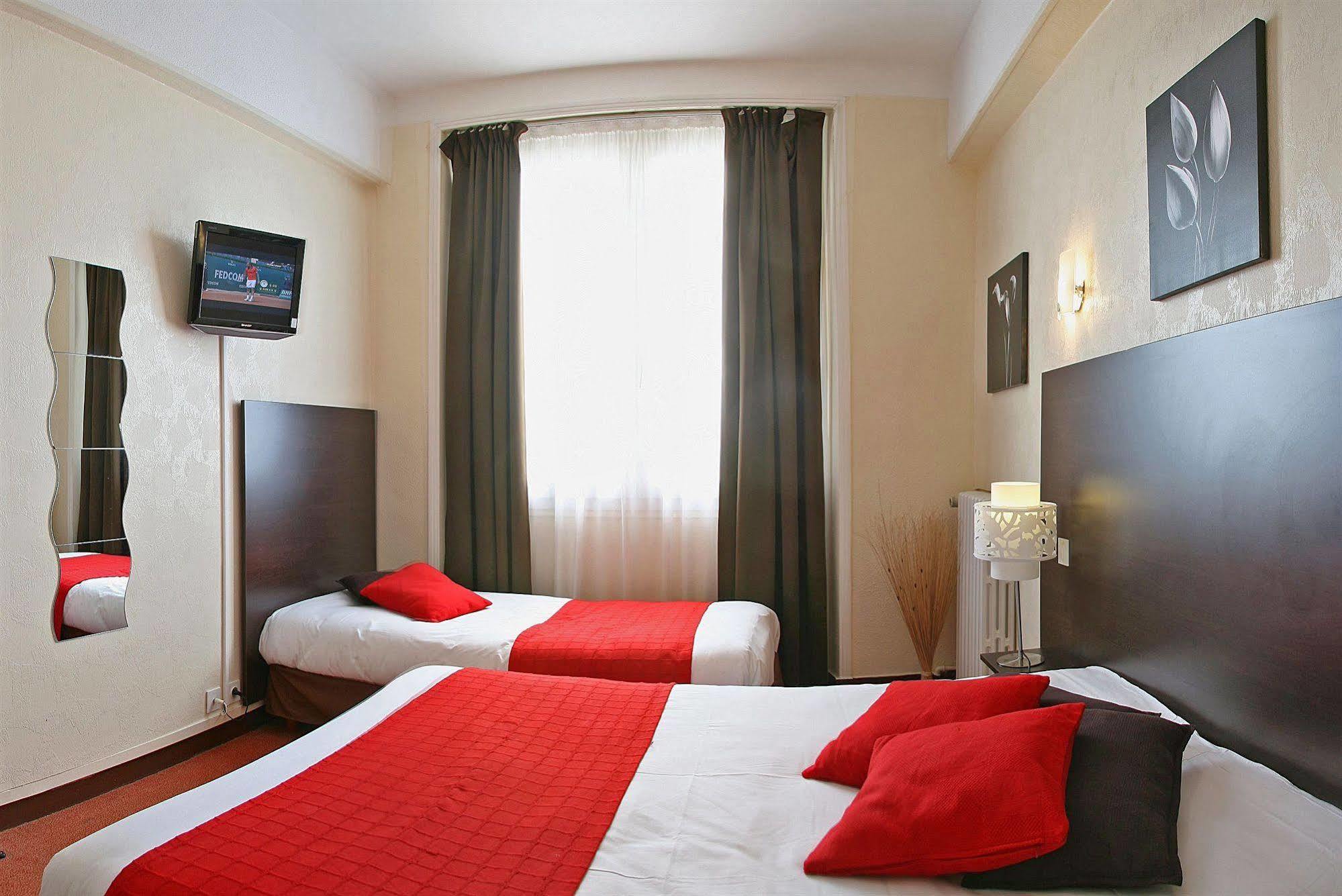 Hotel Le Keroman Lorient Exterior photo